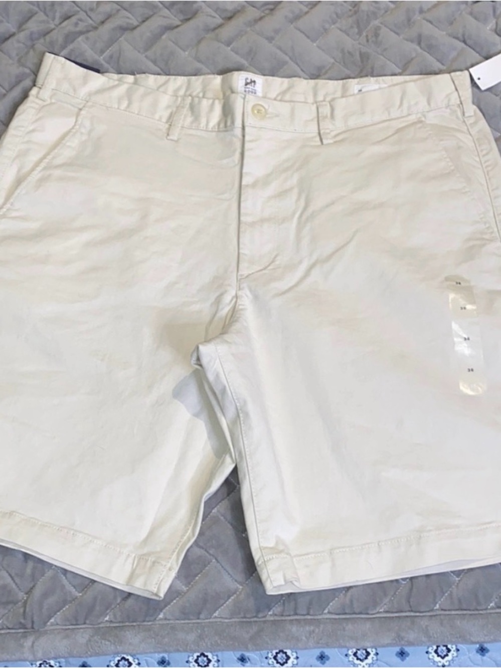 GAP Men's Flat Front Chino Shorts Size 36